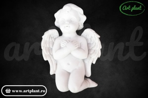 Figurină de răsină înger îngenunchiat