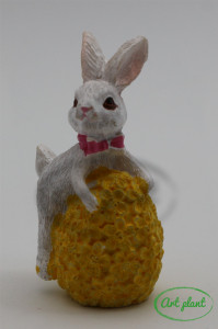 Iepuras ceramic cu ou 6x4 cm - Img 2