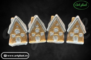 Figurine de răsină casută