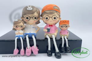 Set 4 figurine de răsină Familie