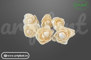 Cap camelie sola 8 cm cu petale simetrice în spirală, floare decorativă elegantă din lemn de sola