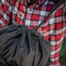 Husa de compresie pentru sac de dormit mediu M-Tac - Negru