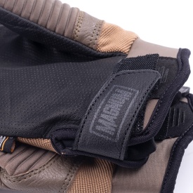 Manusi MAGNUM STAMPO - Coyote