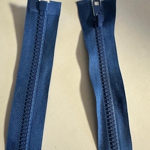 Fermoar injectat 90 cm albastru