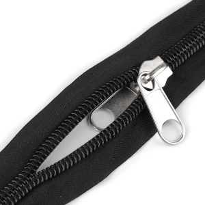 Fermoar spiralat lățime 1 cm, lungime 250 cm, cursor cu dublu tragator
