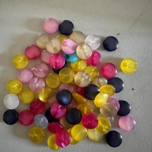 Nasturi cu picior multicolori/70 buc