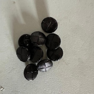 Nasturi cu picior negri 18 mm