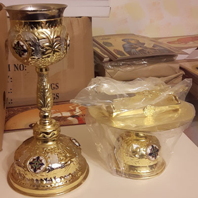 Sfinte Vase aurite si argintate cu Cruce email