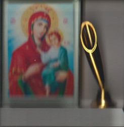 Icoana cu sfesnic pentru lumanare