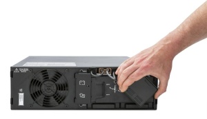 UPS APC Smart-UPS SRT online dubla-conversie 5000VA / 4500W 6 conectoriC13 4 conectori C19 extended runtime rackabil, baterie APCRBC140,optional extindere garantie cu 1/3 ani (WBEXTWAR1YR- SP-05/WBEXTWAR3YR-SP-05),3 ani garantie echipament si 2 ani - Img 9
