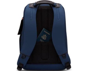 Lenovo ThinkPad Executive 16" Backpack, 22L capacity, 36.2 x 25.3 x 2.2 cm, 1.8kg, Outside Fabric Material: polyester 88%, leather 12%, Navy - Img 6