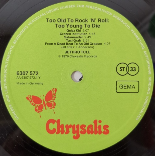 Jethro Tull – албум Too Old To Rock &#039;N&#039; Roll: Too Young To Die! - Img 2