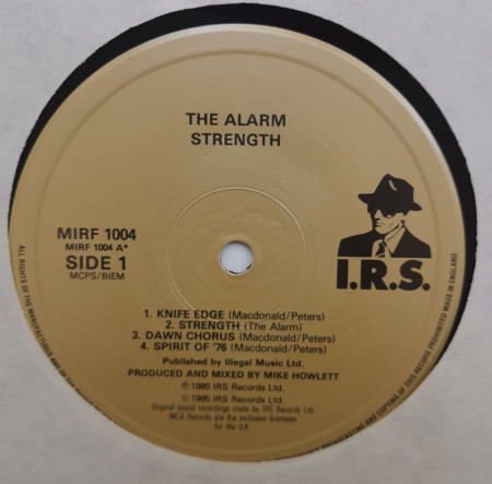 Alarm – албум Strength - Img 2