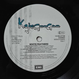 Kajagoogoo – албум White Feathers - Img 4