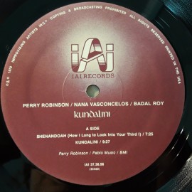 Perry Robinson - Nana Vasconcelos - Badal Roy – албум Kundalini - Img 4