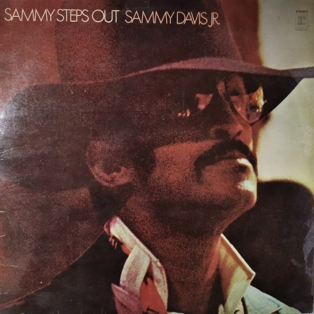 Sammy Davis Jr. ‎– албум Sammy Steps Out