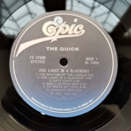 The Quick ‎– албум One Light In A Blackout - Img 3