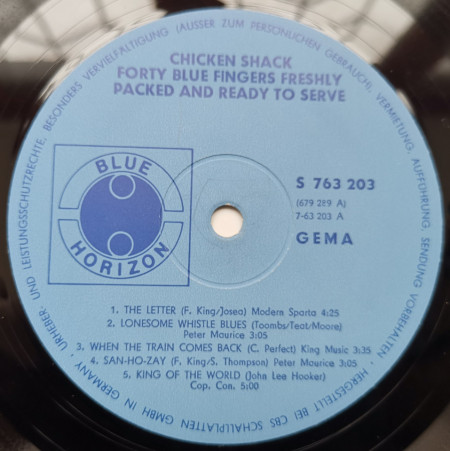 Chicken Shack – албум Forty Blue Fingers, Freshly Packed And Ready To Serve - Img 3