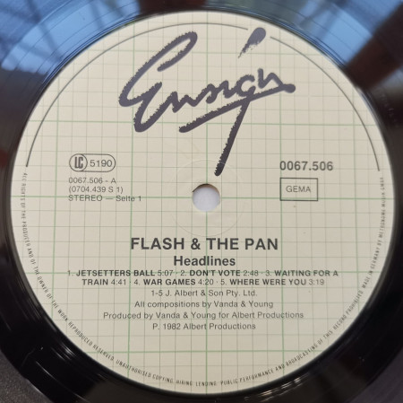 Flash And The Pan – албум Headlines - Img 3