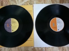 Joe Jackson ‎– албум Big World - Img 3