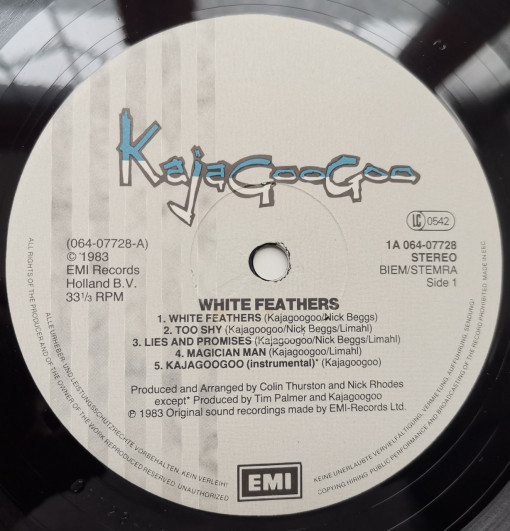 KajaGooGoo – албум White Feathers - Img 3