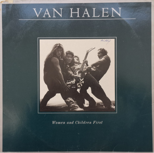 Van Halen – албум Women And Children First