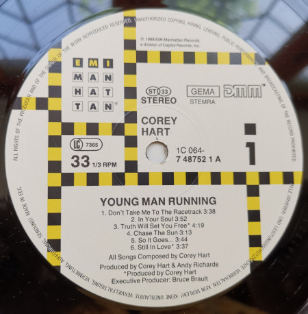 Corey Hart ‎– албум Young Man Running - Img 3