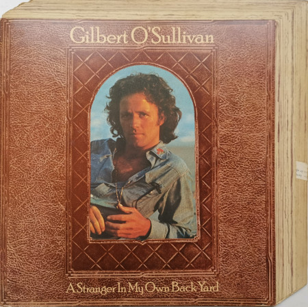 Gilbert O'Sullivan – албум A Stranger In My Own Back Yard