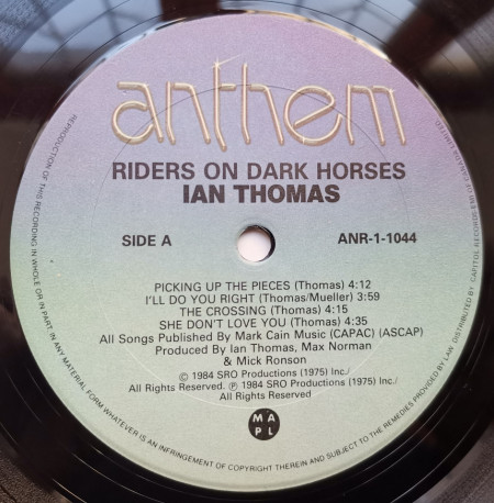 Ian Thomas – албум Riders On Dark Horses - Img 3