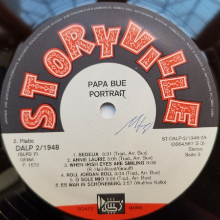 Papa Bue ‎– албум Portrait - Img 3