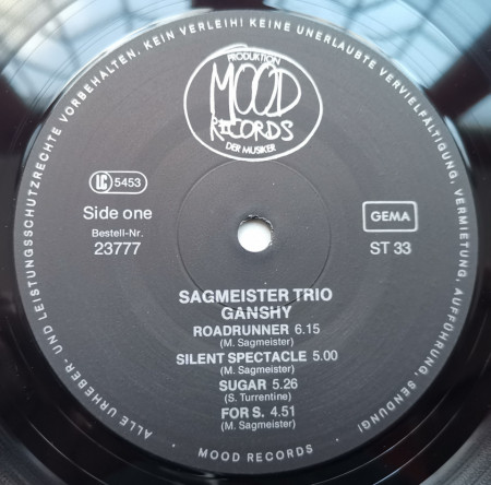 Sagmeister Trio – албум Ganshy - Img 3