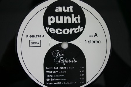 Trio Farfarello – албум Farfarello - Img 2