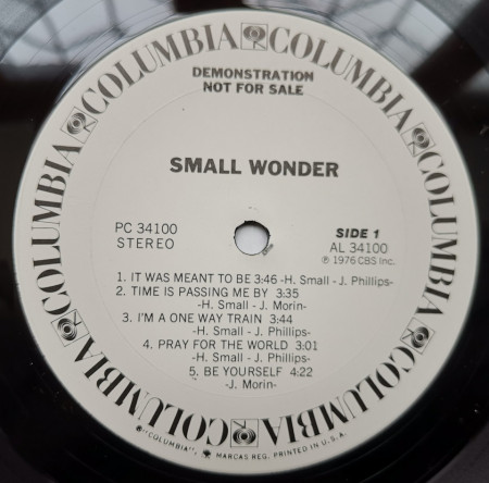 Small Wonder – албум Small Wonder - Img 3