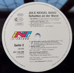 Jule Neigel Band ‎– албум Schatten An Der Wand - Img 3
