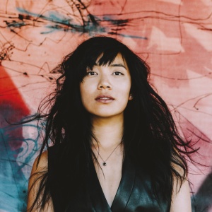 THAO & THE GET DOW... - A MAN ALIVE