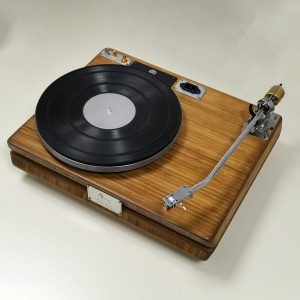 Грамофон Rondo Ikea Hack Double Stack
