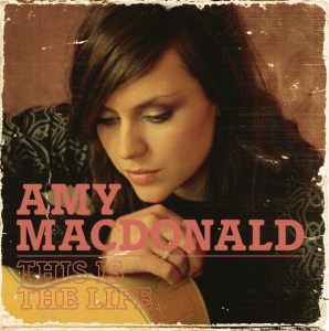 MACDONALD, AMY - THIS IS THE LIFE