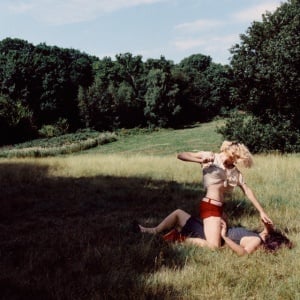 MODERN WOMAN - JOHNNY'S DREAMWORLD