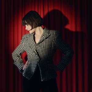 Laura Anglade - SOMETHING'S COMING (1 x CD)