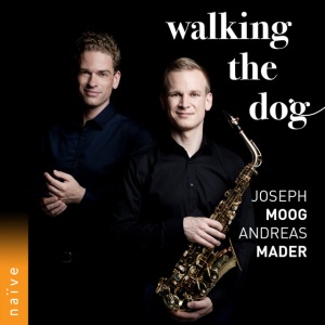 MADER, ANDREAS & JOSEP... - WALKING THE DOG