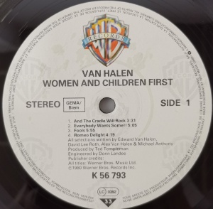 Van Halen – албум Women And Children First - Img 2