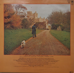 Chris de Burgh – албум Far Beyond These Castle Walls - Img 2