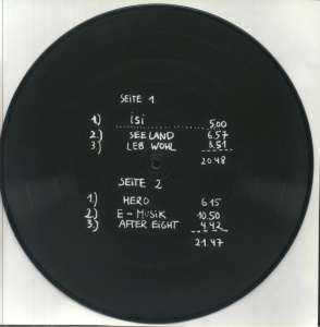 Neu! – албум Neu! '75 - Img 2