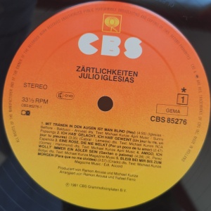 Julio Iglesias – албум Zärtlichkeiten - Img 3