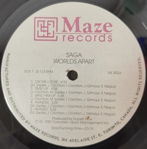 Saga – албум Worlds Apart - Img 2