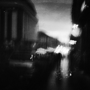 ENSEMBLE ECONOMIQUE - LIGHT THAT COMES LIGHT THAT GOES