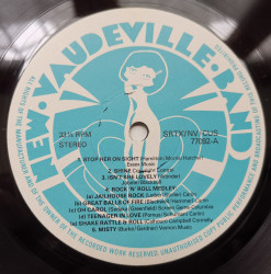 New Vaudeville Band – албум Live Vaudeville - Img 3
