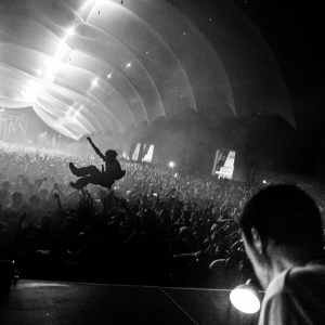 FRED AGAIN.. - USB002