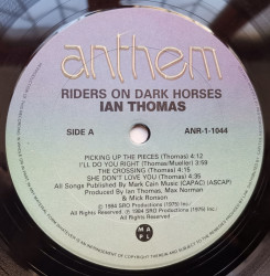 Ian Thomas – албум Riders On Dark Horses - Img 3