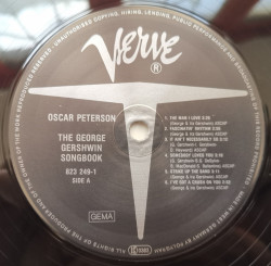 Oscar Peterson – албум The George Gershwin Songbook - Img 3